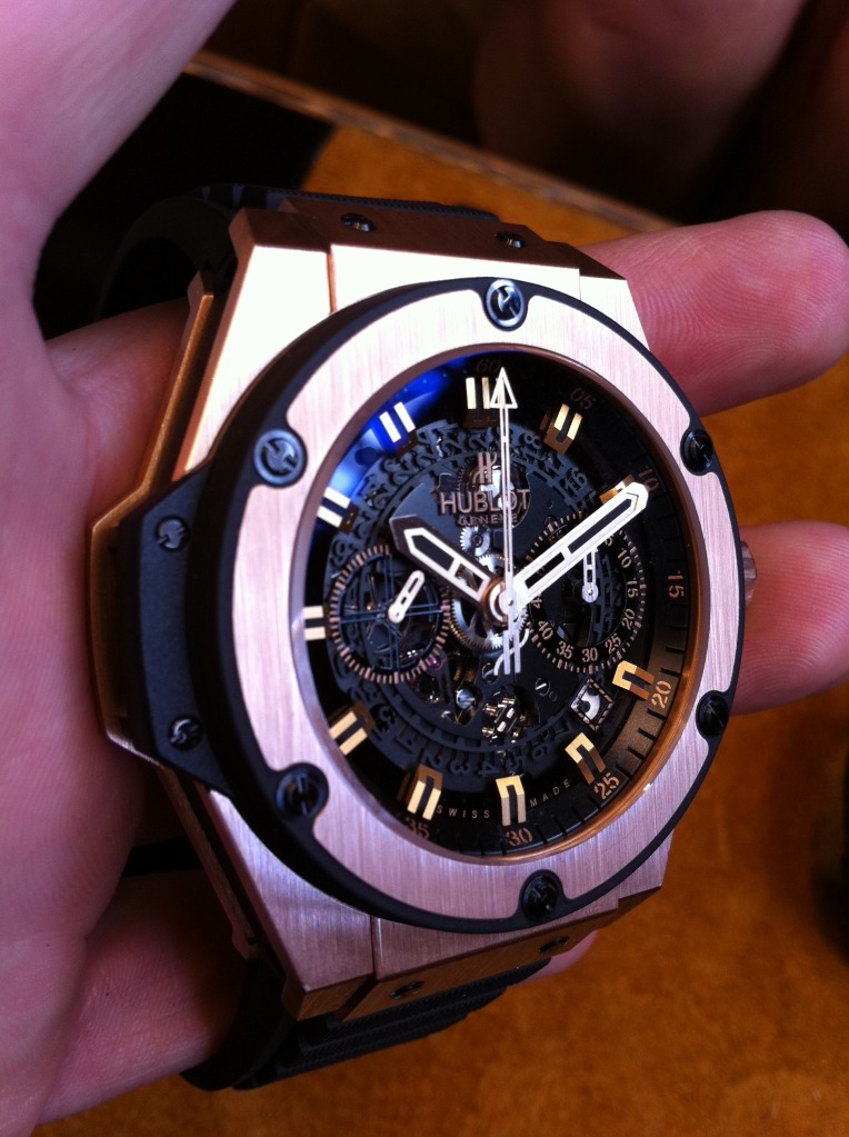 Montre Homme Automatique Squelette Style Hublot: Montre Homme Automatique Squelette Style Hublot: