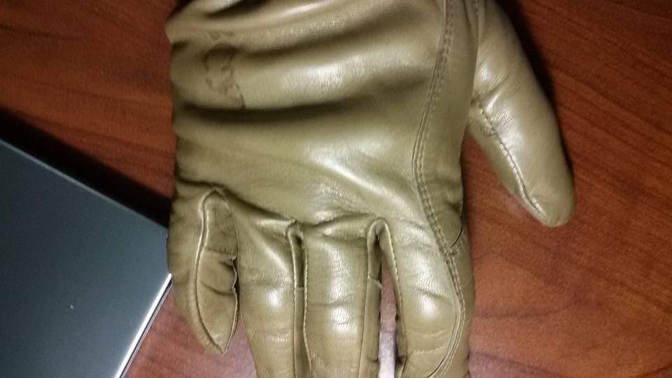 gloves15.jpg